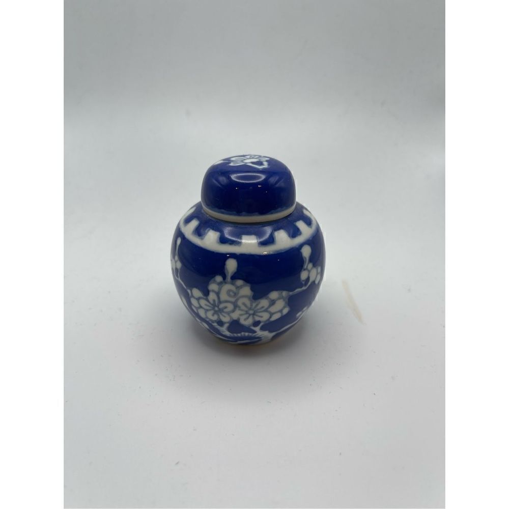 Ginger Jar small vintage cherry blossom blue white